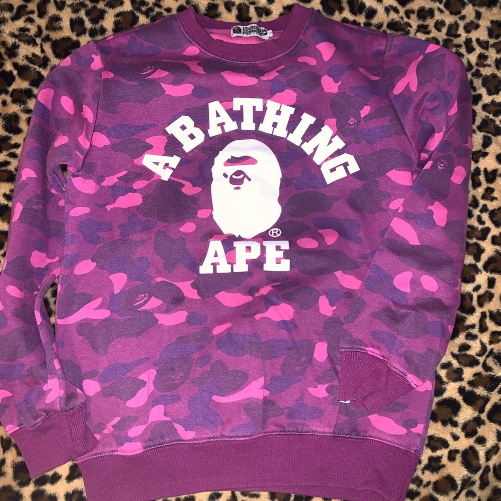 babe crewneck